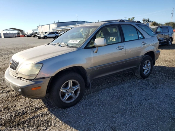 2002 Lexus RX 300 with VIN JTJGF10U120126440, listed as a Copart auction lot 77224124 with 121,395 mi miles and Salvage Title. Bid and sale history available at carsss.com. Image 1.