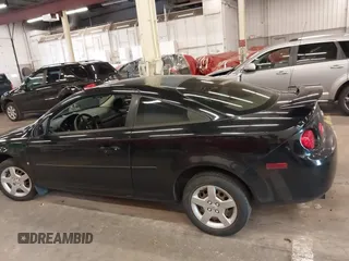 2007 Chevrolet Cobalt LT z VIN 1G1AL15F177358362, wystawiony jako IAAI lot #41709850 z przebiegiem 168 175 mil mil oraz . Historia ofert i sprzedaży dostępna na DreamBid. Obrazek 15.