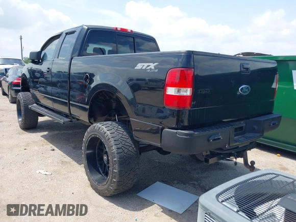 2006 Ford F-150 STX with VIN 1FTRX14W36KB71118, listed as a IAAI auction lot 42075719 with 190,713 mi miles and . Bid and sale history available at DreamBid. Image 3.