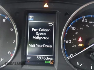2018 Toyota RAV4 XLE z VIN JTMWFREV9JD132847, wystawiony jako IAAI lot #42108442 z przebiegiem 59 763 mil mil oraz . Historia ofert i sprzedaży dostępna na DreamBid. Obrazek 15.