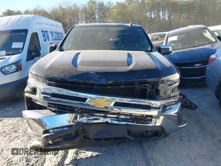 2019 Chevrolet Silverado 1500 LT with VIN 3GCPWCEK9KG135825, listed as a IAAI auction lot 41694390 with 40,267 mi miles. Bid and sale history available at carsss.com. Image 12.