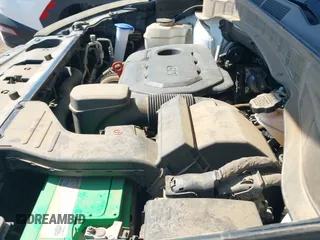 2018 Hyundai Santa Fe 2.4L with VIN 5XYZU3LB9JG565403, listed as a IAAI auction lot 43121028 with 54,350 mi miles and . Bid and sale history available at DreamBid. Image 20.