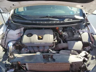 2018 Kia Forte LX with VIN 3KPFK4A71JE281810, listed as a Copart auction lot 48655715 with 101,804 mi miles and Salvage Title. Bid and sale history available at carsss.com. Image 11.