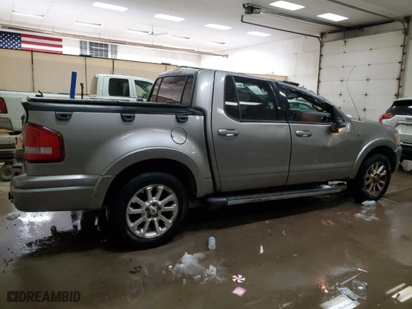 2008 Ford Explorer Sport Trac Limited with VIN 1FMEU53818UA52424, listed as a Copart auction lot 38637334 with 177,425 mi miles and Clean Title. Bid and sale history available at carsss.com. Image 3.
