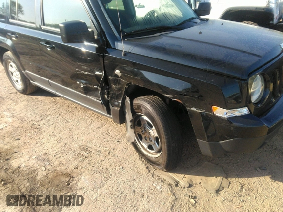 2016 Jeep Patriot Sport SE with VIN 1C4NJPBA2GD525694, listed as a IAAI auction lot 42048800 with 153,093 mi miles and . Bid and sale history available at carsss.com. Image 6.