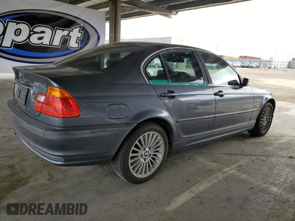 2001 BMW 3 Series 330i with VIN WBAAV534X1JS94212, listed as a Copart auction lot 53376255 with 110,098 mi miles and Clean Title. Bid and sale history available at carsss.com. Image 3.