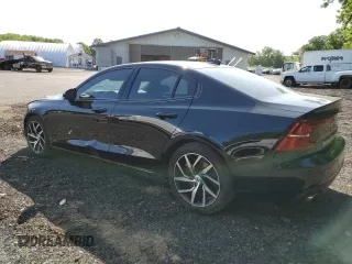 2020 Volvo S60 Momentum with VIN 7JRA22TK9LG063862, listed as a Copart auction lot 53889453 with 29,491 mi miles. Bid and sale history available at carsss.com. Image 2.