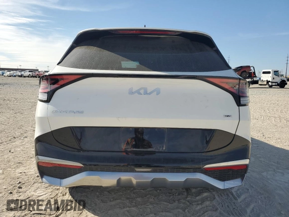 2025 Kia Sportage SX-Prestige with VIN KNDPXCDG1S7177587, listed as a Copart auction lot 42723205 with 6,704 mi miles and Salvage title. Bid and sale history available at DreamBid. Image 6.