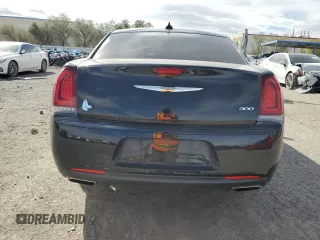 2019 Chrysler 300 Touring with VIN 2C3CCAAG6KH755596, listed as a Copart auction lot 47433935 with 60,668 mi miles and Salvage Title. Bid and sale history available at carsss.com. Image 6.