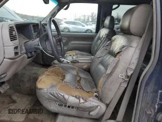 1997 GMC Suburban z VIN 1GKFK16R3VJ761305, wystawiony jako Copart lot #85785574 z przebiegiem 269 721 mil mil oraz Szkoda całkowita • Salvage title. Historia ofert i sprzedaży dostępna na DreamBid. Obrazek 7.