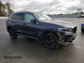 2019 BMW X5 xDrive40i with VIN 5UXCR6C52KLB12217, listed as a Copart auction lot 38102083 with 0 mi miles. Bid and sale history available at carsss.com. Image 4.