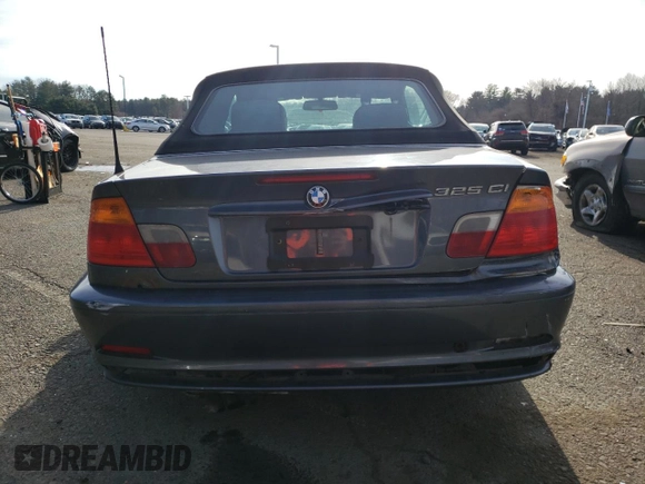 2001 BMW 3 Series 325Ci with VIN WBABS33461JY57192, listed as a Copart auction lot 83082904 with 189,529 mi miles and Salvage Title. Bid and sale history available at carsss.com. Image 6.