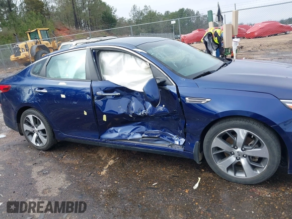 2019 Kia Optima LX with VIN 5XXGT4L37KG361486, listed as a IAAI auction lot 41601404 with 56,891 mi miles. Bid and sale history available at carsss.com. Image 6.