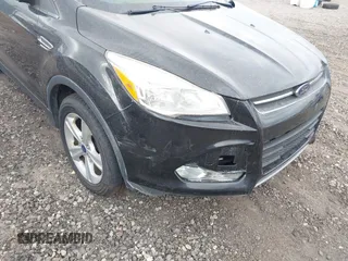 2015 Ford Escape SE with VIN 1FMCU0GXXFUA40927, listed as a IAAI auction lot 40735395 with Not Provided miles. Bid and sale history available at carsss.com. Image 6.