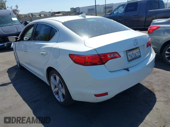 2015 Acura ILX z VIN 19VDE1F34FE009447, wystawiony jako IAAI lot #41953691 z przebiegiem 98 492 mil mil oraz . Historia ofert i sprzedaży dostępna na DreamBid. Obrazek 3.