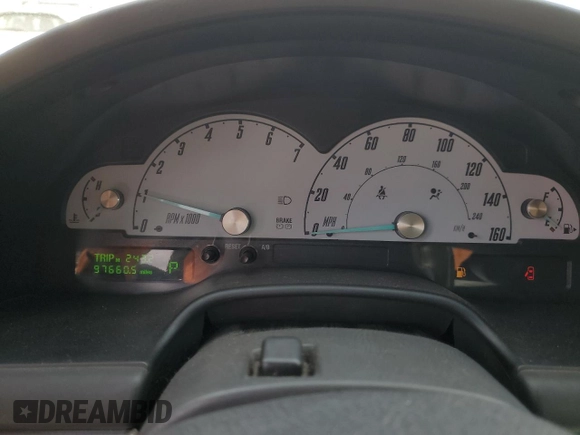 2002 Ford Thunderbird Hardtop Premium with VIN 1FAHP60A72Y121984, listed as a Copart auction lot 41880535 with 97,660 mi miles and Salvage Title. Bid and sale history available at DreamBid. Image 9.