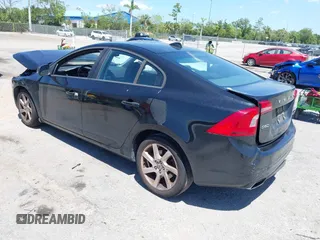 2014 Volvo S60 T5 with VIN YV1612FS1E2294154, listed as a IAAI auction lot 42046636 with 165,257 mi miles. Bid and sale history available at carsss.com. Image 3.