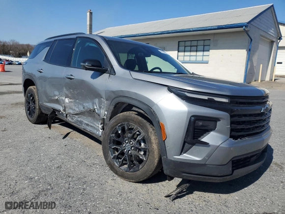 2024 Chevrolet Traverse AWD LT with VIN 1GNEVGKS5RJ201180, listed as a Copart auction lot 48408565 with 5,812 mi miles and Salvage Title. Bid and sale history available at carsss.com. Image 4.