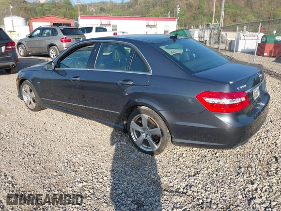 2012 Mercedes-Benz E 350 Luxury with VIN WDDHF8JBXCA621167, listed as a IAAI auction lot 41952597 with 92,498 mi miles and . Bid and sale history available at carsss.com. Image 3.