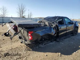 2022 Chevrolet Silverado 1500 RST with VIN 2GCUDEEDXN1511595, listed as a Copart auction lot 48173475 with 21,024 mi miles and Non Repairable. Bid and sale history available at DreamBid. Image 3.