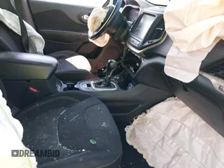 2015 Jeep Cherokee Latitude с VIN 1C4PJMCB8FW603123, выставлен на аукционе IAAI как лот 42086067 с пробегом 173 775 миль миль и . История ставок и продаж доступна на DreamBid. Изображение 5.