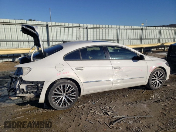 2014 Volkswagen CC VR6 Executive 4Motion with VIN WVWGU7AN4EE510240, listed as a Copart auction lot 88442245 with 167,127 mi miles and Salvage Title. Bid and sale history available at carsss.com. Image 3.