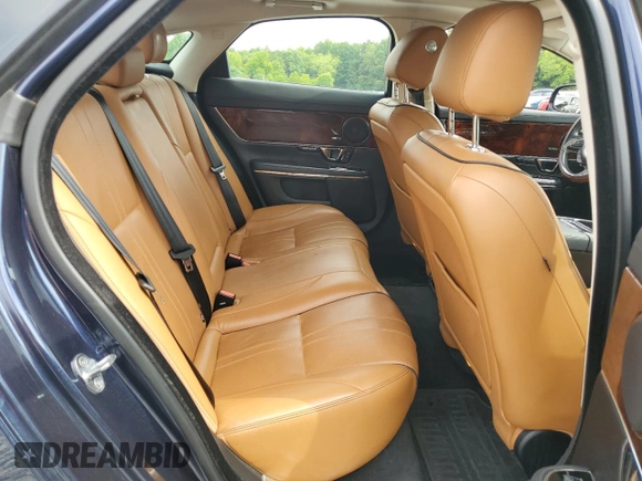 2017 Jaguar XJ R-Sport with VIN SAJWA1C70H8W05558, listed as a Copart auction lot 59759165 with 102,230 mi miles and Salvage title. Bid and sale history available at DreamBid. Image 10.