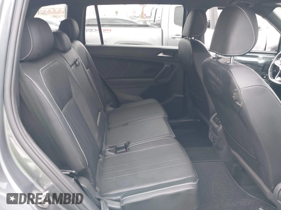 2023 Volkswagen Tiguan SE R-Line Black with VIN 3VV8B7AX3PM018096, listed as a IAAI auction lot 42174933 with 25,742 mi miles and . Bid and sale history available at DreamBid. Image 8.
