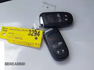 2019 Jeep Cherokee Altitude z VIN 1C4PJMLX5KD456471, wystawiony jako IAAI lot #41930854 z przebiegiem 58 083 mil mil oraz . Historia ofert i sprzedaży dostępna na DreamBid. Obrazek 11.