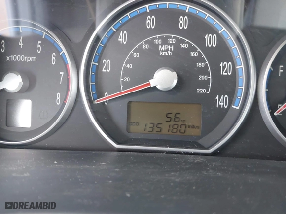 2008 Hyundai Santa Fe SE with VIN 5NMSH13E08H195074, listed as a IAAI auction lot 41745066 with 135,180 mi miles. Bid and sale history available at carsss.com. Image 7.