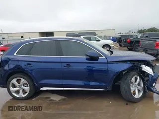 2021 Audi Q5 Premium Plus with VIN WA1BAAFY5M2057078, listed as a IAAI auction lot 41542170 with 37,519 mi miles. Bid and sale history available at carsss.com. Image 13.