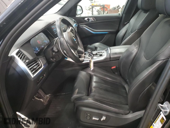 2021 BMW X5 xDrive45e with VIN 5UXTA6C02M9F45757, listed as a Copart auction lot 61991985 with 65,162 mi miles and Salvage title. Bid and sale history available at DreamBid. Image 7.