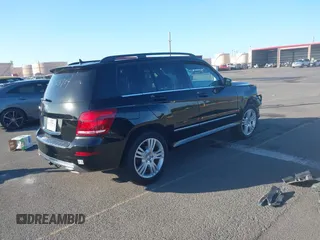 2014 Mercedes-Benz GLK GLK 350 with VIN WDCGG5HB7EG331681, listed as a IAAI auction lot 41411522 with 100,161 mi miles. Bid and sale history available at carsss.com. Image 4.