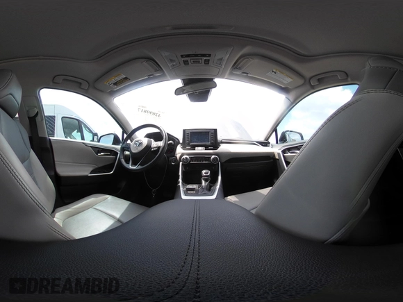 2021 Toyota RAV4 XLE Premium с VIN 2T3C1RFV9MC108170, выставлен на аукционе IAAI как лот 42099817 с пробегом 52 076 миль миль и . История ставок и продаж доступна на DreamBid. Изображение 18.