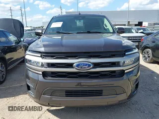 2024 Ford Expedition XLT with VIN 1FMJU1J82REA54818, listed as a IAAI auction lot 42785765 with 33,983 mi miles and . Bid and sale history available at DreamBid. Image 12.