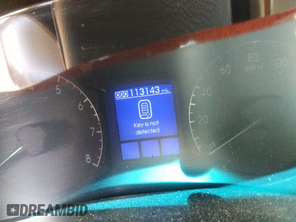 2013 Hyundai Genesis 3.8L z VIN KMHGC4DD8DU212407, wystawiony jako IAAI lot #42237644 z przebiegiem 113 143 mil mil oraz . Historia ofert i sprzedaży dostępna na DreamBid. Obrazek 7.