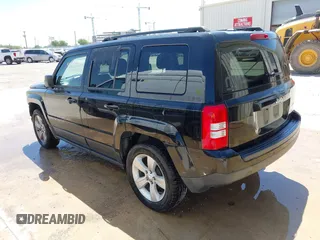 2015 Jeep Patriot Latitude with VIN 1C4NJPFB6FD368138, listed as a IAAI auction lot 42505872 with 120,937 mi miles and . Bid and sale history available at DreamBid. Image 3.