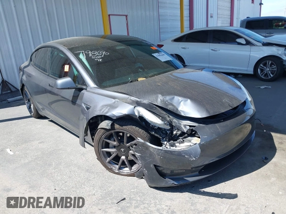 2023 Tesla Model 3 z VIN 5YJ3E1EA5PF639346, wystawiony jako IAAI lot #41896608 z przebiegiem 25 618 mil mil oraz . Historia ofert i sprzedaży dostępna na DreamBid. Obrazek 1.