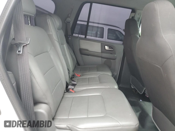 2004 Ford Expedition Special Service with VIN 1FMPU16L04LB11061, listed as a Copart auction lot 58375685 with 190,776 mi miles and Salvage title. Bid and sale history available at DreamBid. Image 11.