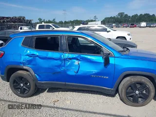 2022 Jeep Compass Latitude with VIN 3C4NJCBB6NT229148, listed as a IAAI auction lot 42342559 with 26,915 mi miles and . Bid and sale history available at DreamBid. Image 13.
