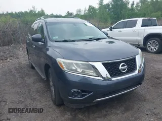 2013 Nissan Pathfinder SL z VIN 5N1AR2MM8DC627080, wystawiony jako IAAI lot #42393981 z przebiegiem 236 401 mil mil oraz . Historia ofert i sprzedaży dostępna na DreamBid. Obrazek 1.