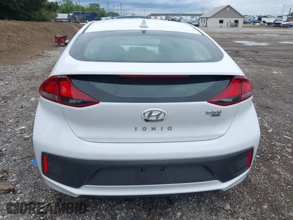 2020 Hyundai Ioniq Blue с VIN KMHC65LC8LU215813, выставлен на аукционе IAAI как лот 42344641 с пробегом 79 553 миль миль и . История ставок и продаж доступна на DreamBid. Изображение 16.