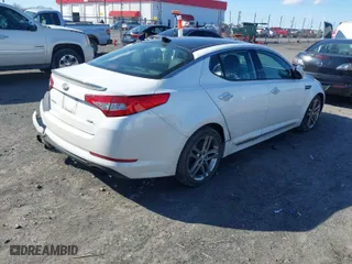 2013 Kia Optima SX w/Limited Pkg with VIN 5XXGR4A61DG101163, listed as a IAAI auction lot 41706540 with 146,225 mi miles. Bid and sale history available at carsss.com. Image 4.