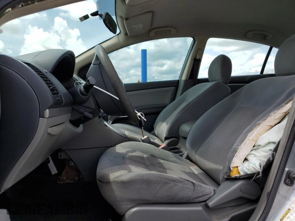 2008 Nissan Sentra S with VIN 3N1AB61E78L728041, listed as a Copart auction lot 64553525 with 203,084 mi miles and Salvage title. Bid and sale history available at DreamBid. Image 7.
