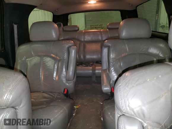 2002 Chevrolet Suburban LS with VIN 1GNFK16Z42J110098, listed as a Copart auction lot 44579395 with 317,196 mi miles and Clean Title. Bid and sale history available at carsss.com. Image 10.