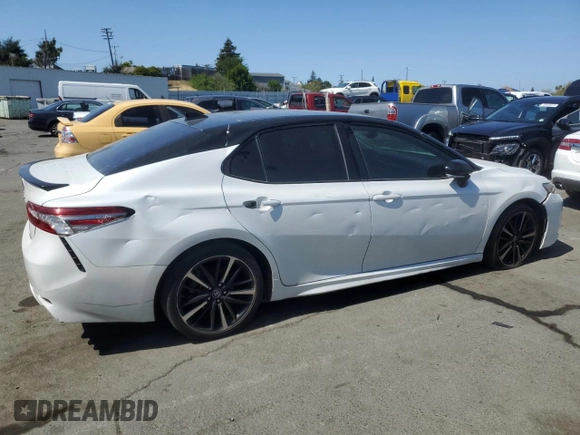2019 Toyota Camry XSE with VIN 4T1B61HK4KU291189, listed as a Copart auction lot 52431035 with 194,186 mi miles and Salvage Title. Bid and sale history available at carsss.com. Image 3.