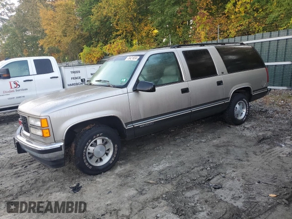 1999 GMC Suburban with VIN 3GKEC16R4XG536985, listed as a Copart auction lot 73421824 with 181,327 mi miles and Clean title. Bid and sale history available at DreamBid. Image 1.