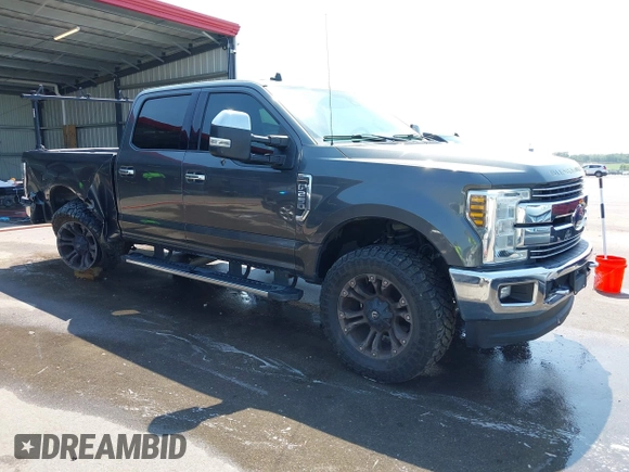 2019 Ford F-250 XL with VIN 1FT7W2BT9KED11352, listed as a IAAI auction lot 42442144 with 123,664 mi miles and . Bid and sale history available at DreamBid. Image 1.
