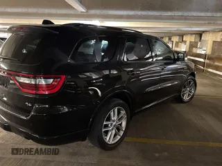 2023 Dodge Durango R/T Plus z VIN 1C4SDHCT5PC557478, wystawiony jako Copart lot #64901655 z przebiegiem 34 446 mil mil oraz Czysty tytuł • Clean title. Historia ofert i sprzedaży dostępna na DreamBid. Obrazek 4.