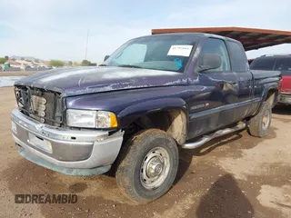 1999 Dodge 2500 with VIN 3B7KF23Z7XG177230, listed as a IAAI auction lot 41792664 with 441,626 mi miles and . Bid and sale history available at DreamBid. Image 2.